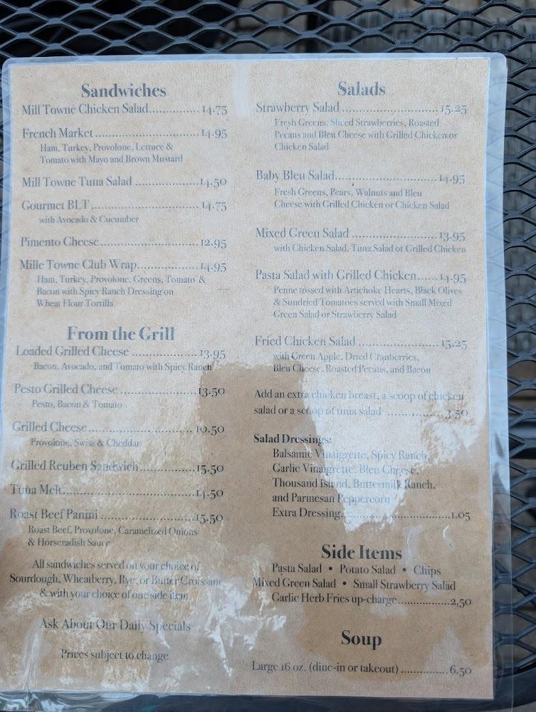 Mill Towne Gourmet Fried Chicken Salad